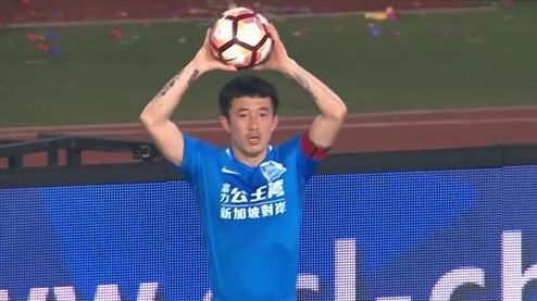 美女张开尿口让男人捅